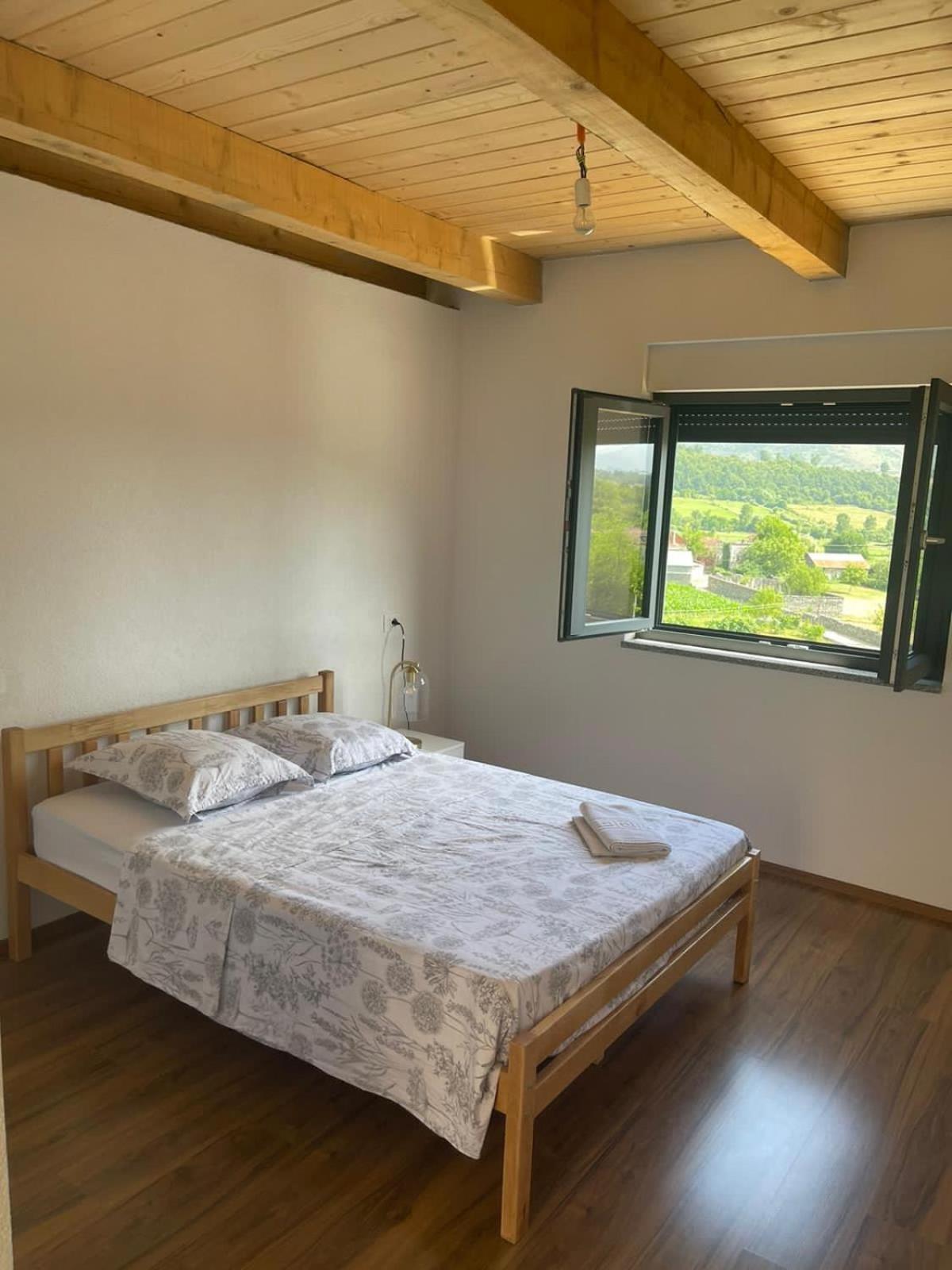 Guesthouse Tropoje E Vjeter Zewnętrze zdjęcie